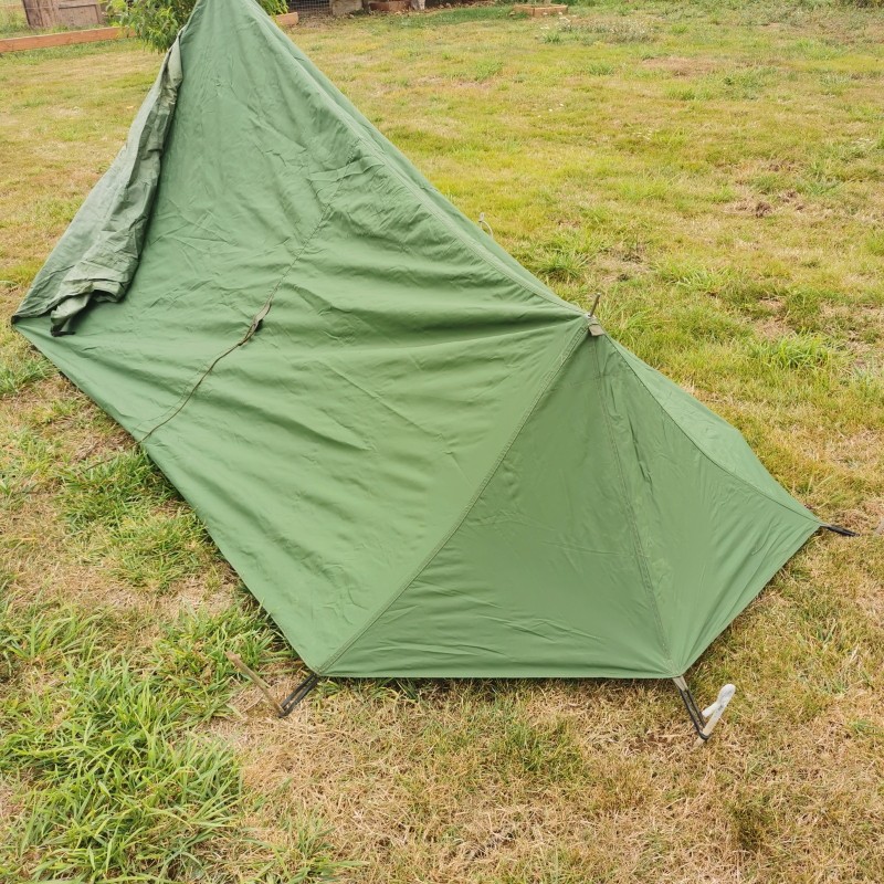 Le Stock Americain • Tente militaire - Armature 2m sans toile pour tente F1