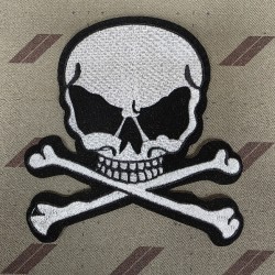 Patch géant squelettes